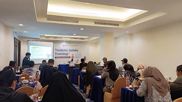 Jurnalis Sultra Ikuti Holistic Safety Training yang Digelar AJI Kendari